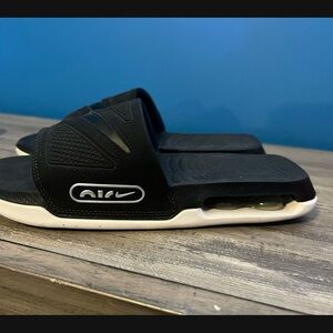 Nike Black and White Men's Sandals